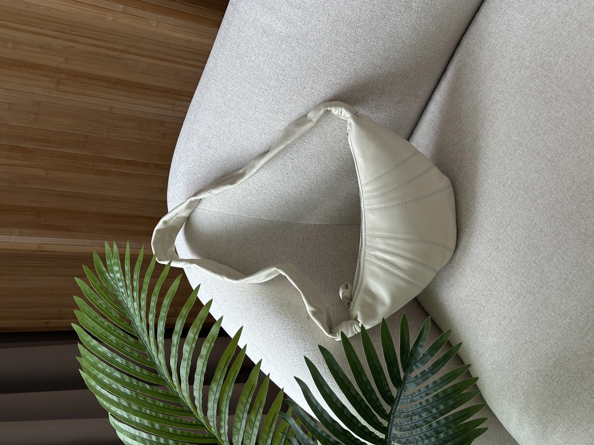 Lemaire Small Croissant Bag White - 9