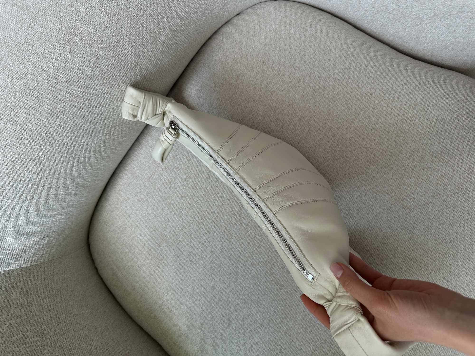 Lemaire Small Croissant Bag White - 10