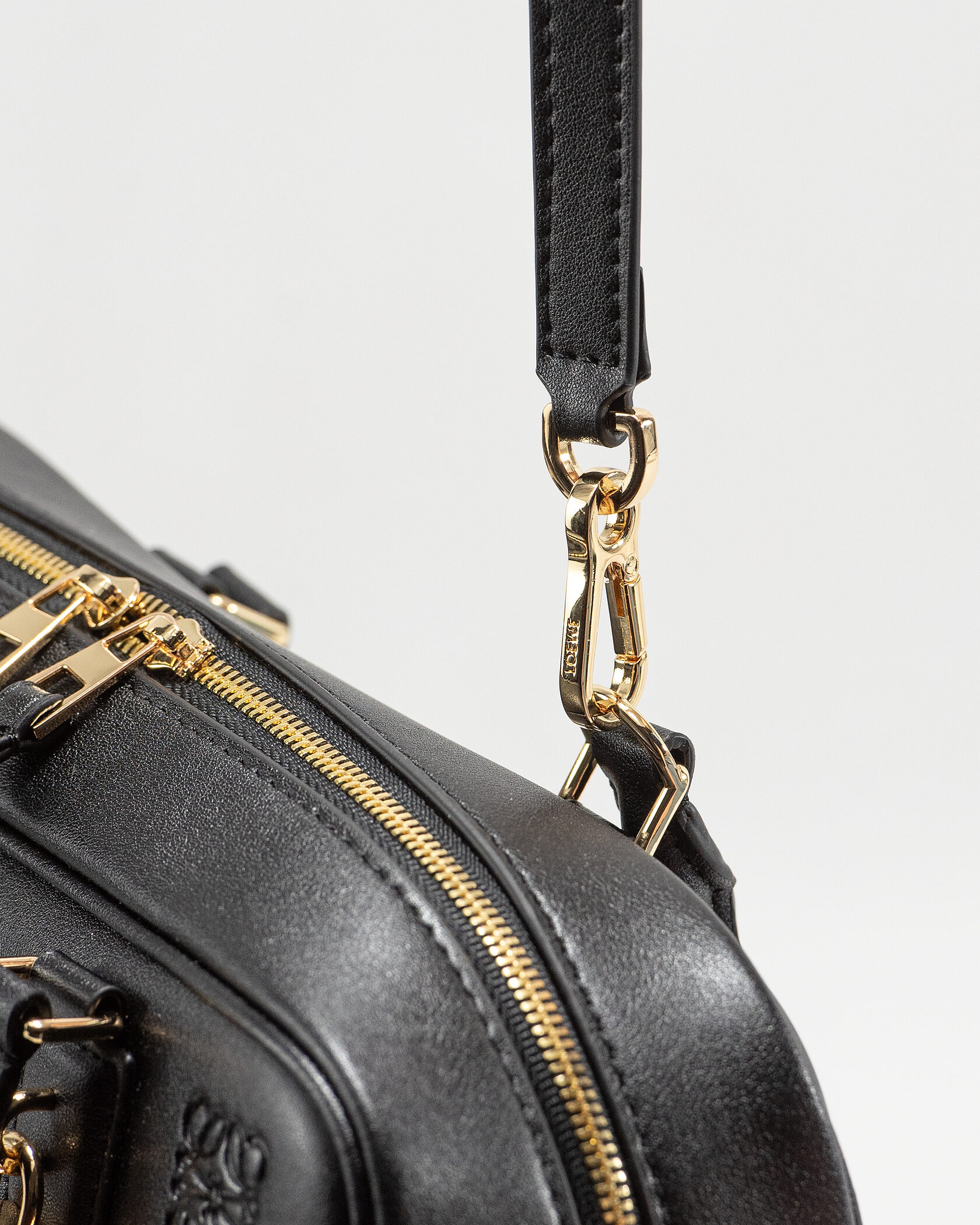 Loewe Amazona 23 Cropped Bag in Nappa Calfskin Black - 10