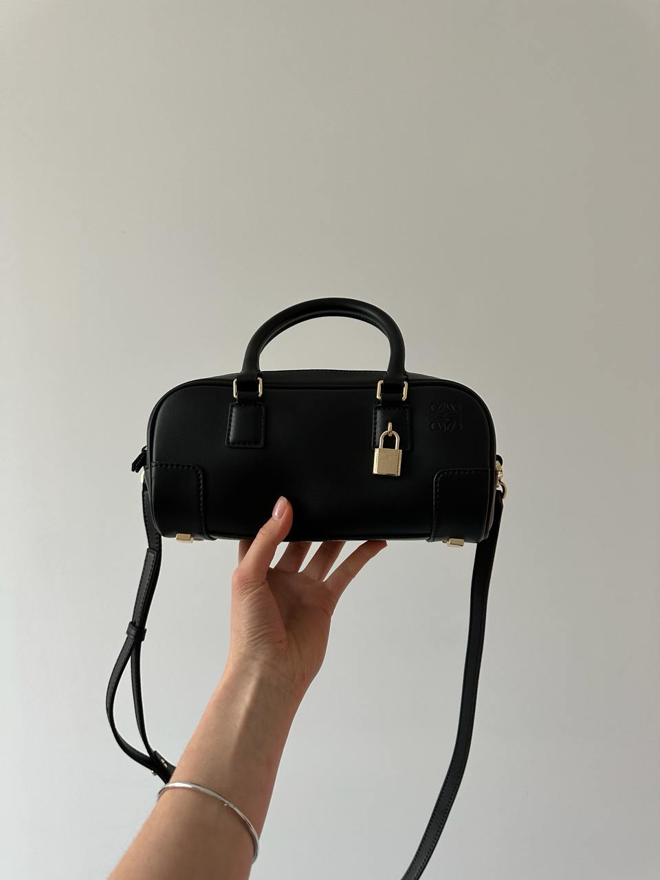Loewe Amazona 23 Cropped Bag in Nappa Calfskin Black - 6