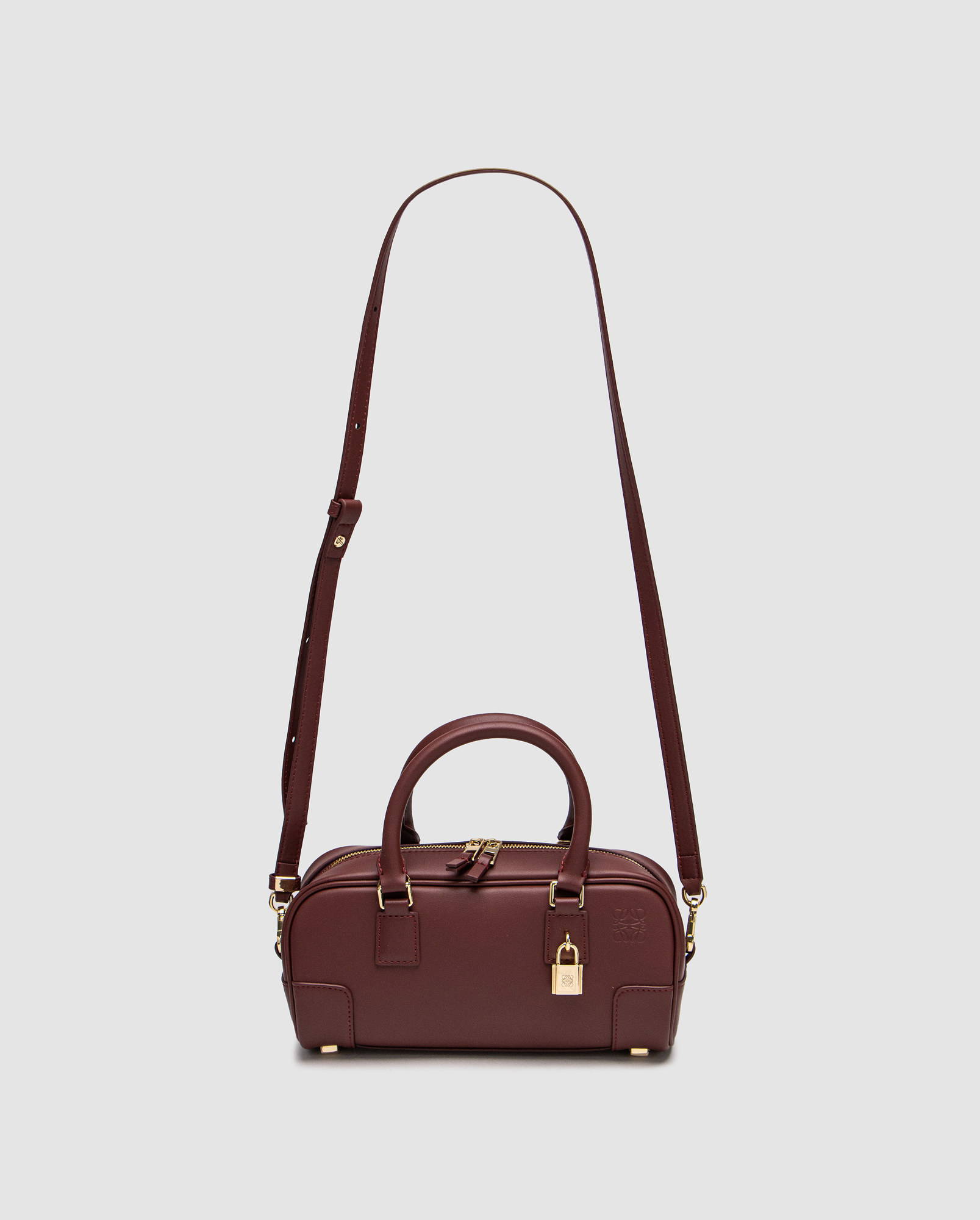 Loewe Amazona 23 Cropped Bag in Nappa Calfskin Burgundy - 2