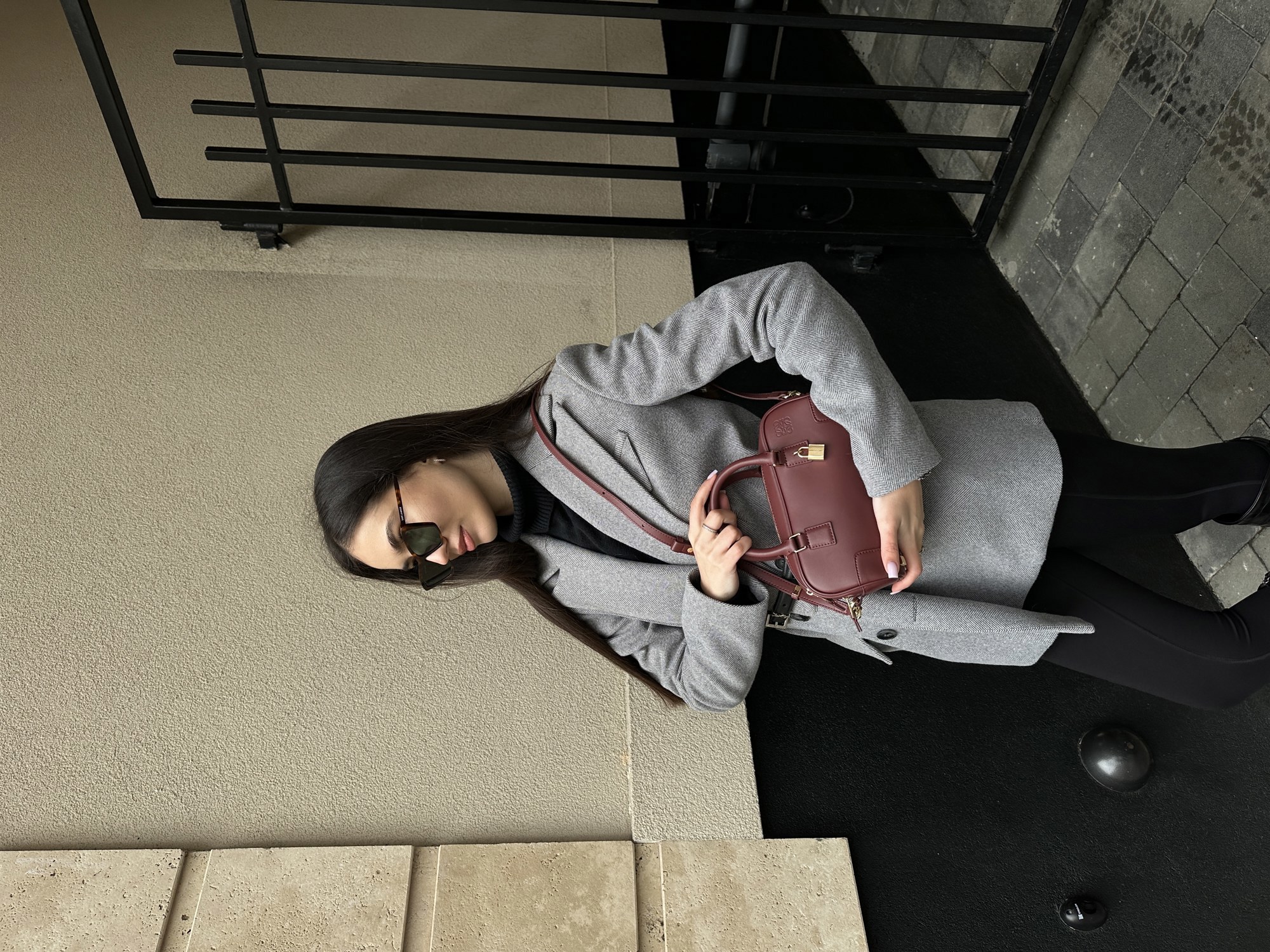 Loewe Amazona 23 Cropped Bag in Nappa Calfskin Burgundy - 9