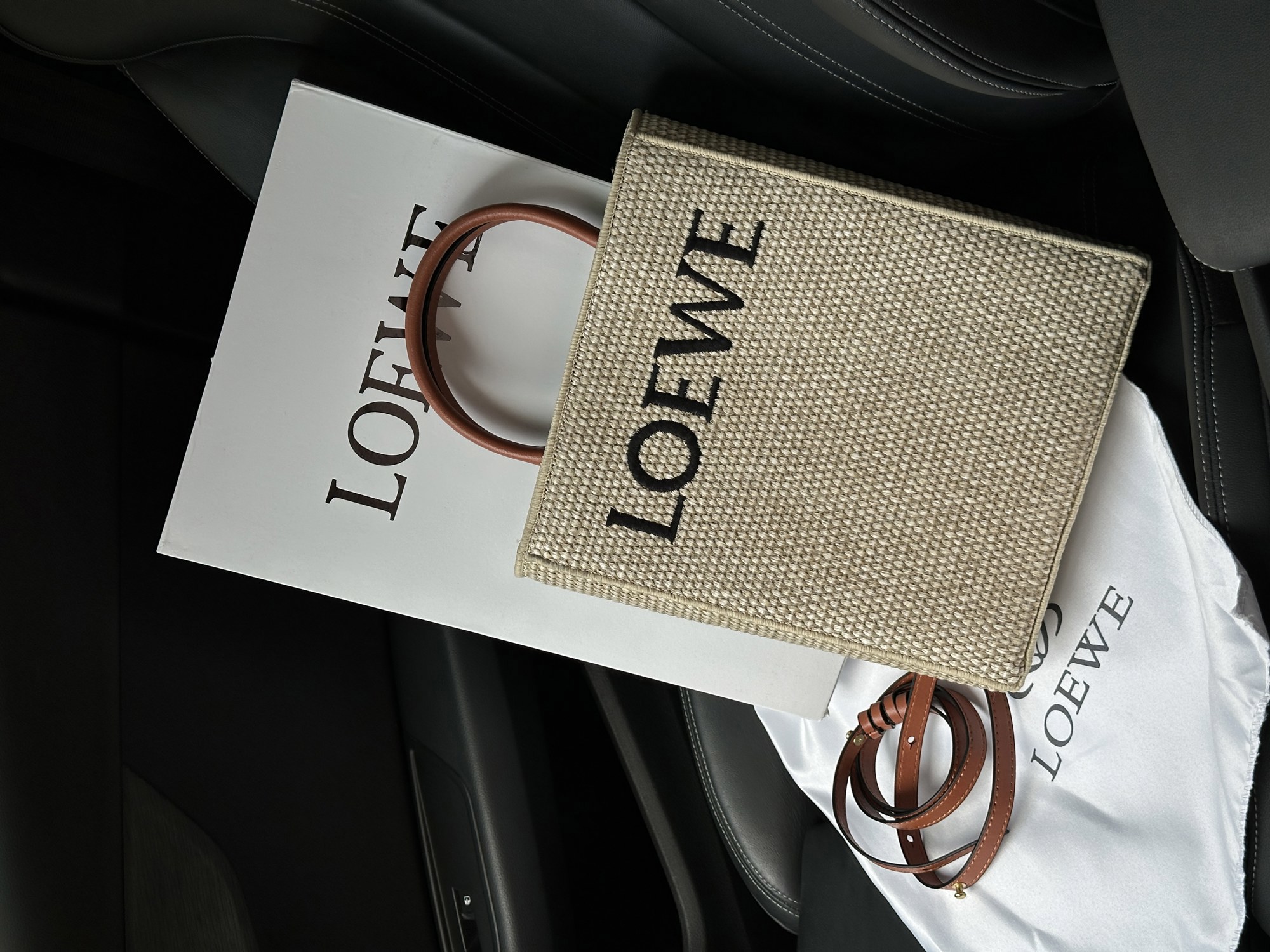 Loewe Leather-Trimmed Raffia Tote Bag - 7