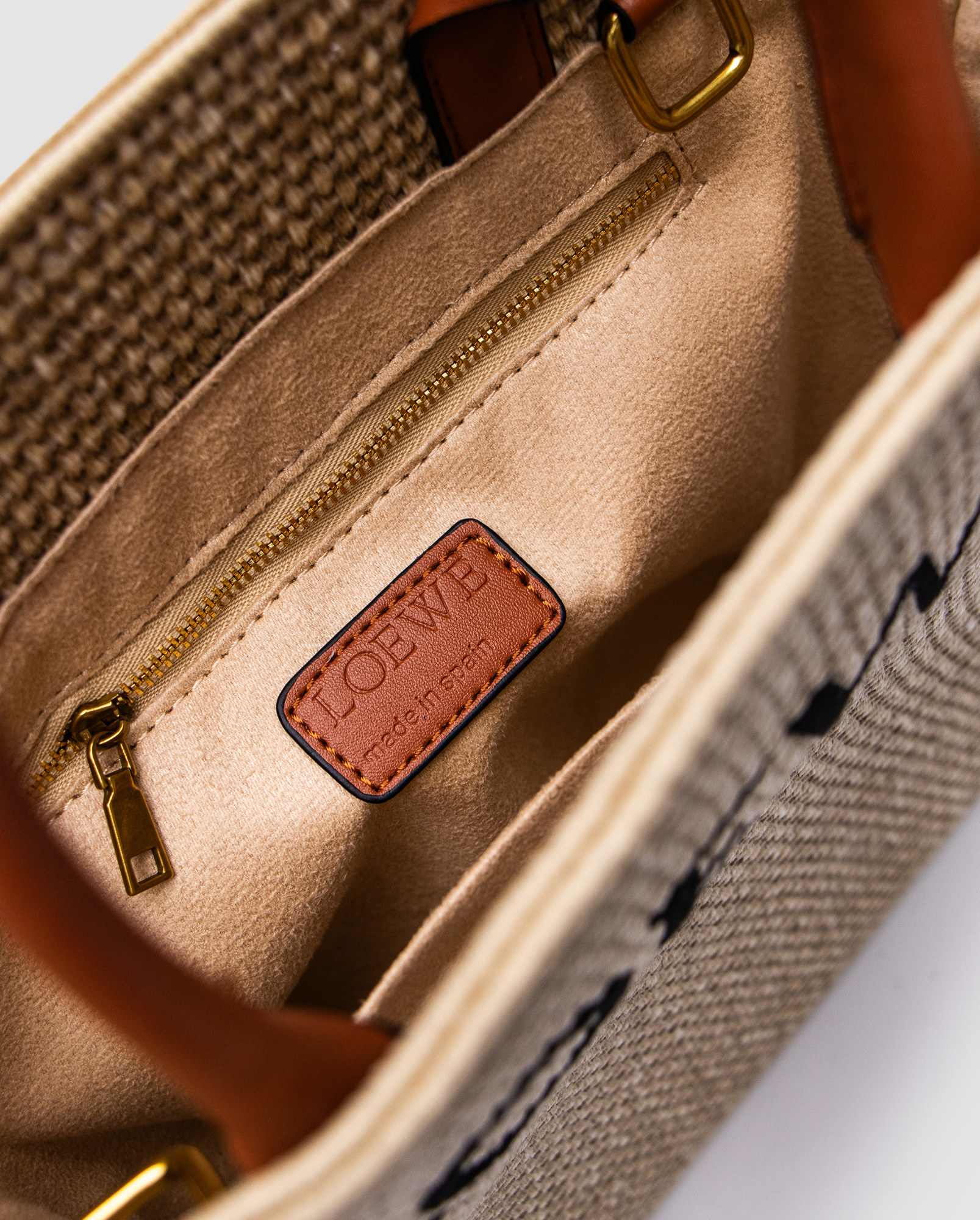 Loewe Leather-Trimmed Raffia Tote Bag - 4