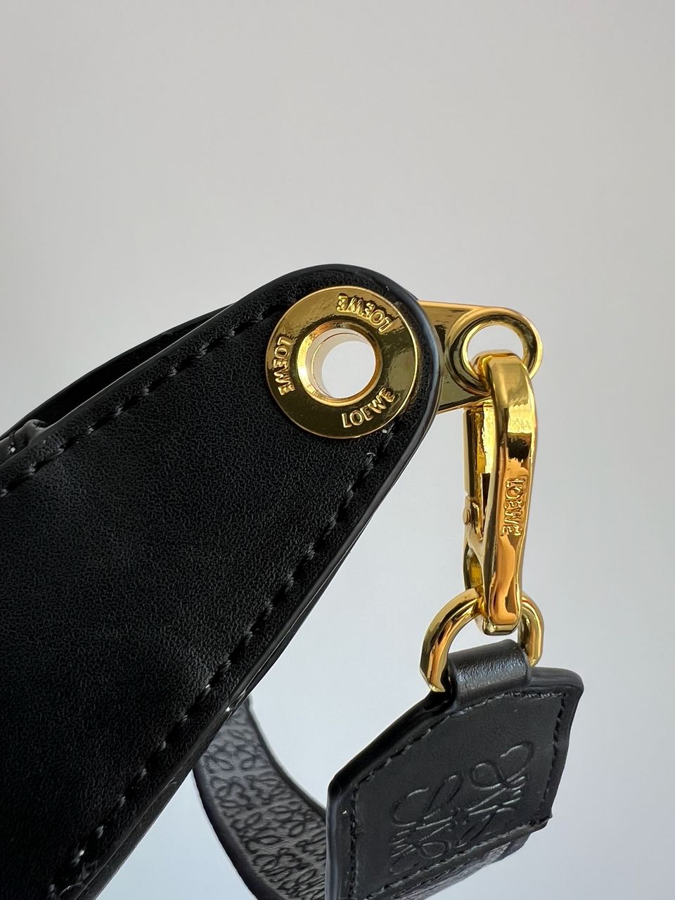 Loewe Luna Leather Shoulder Bag in Black - 9