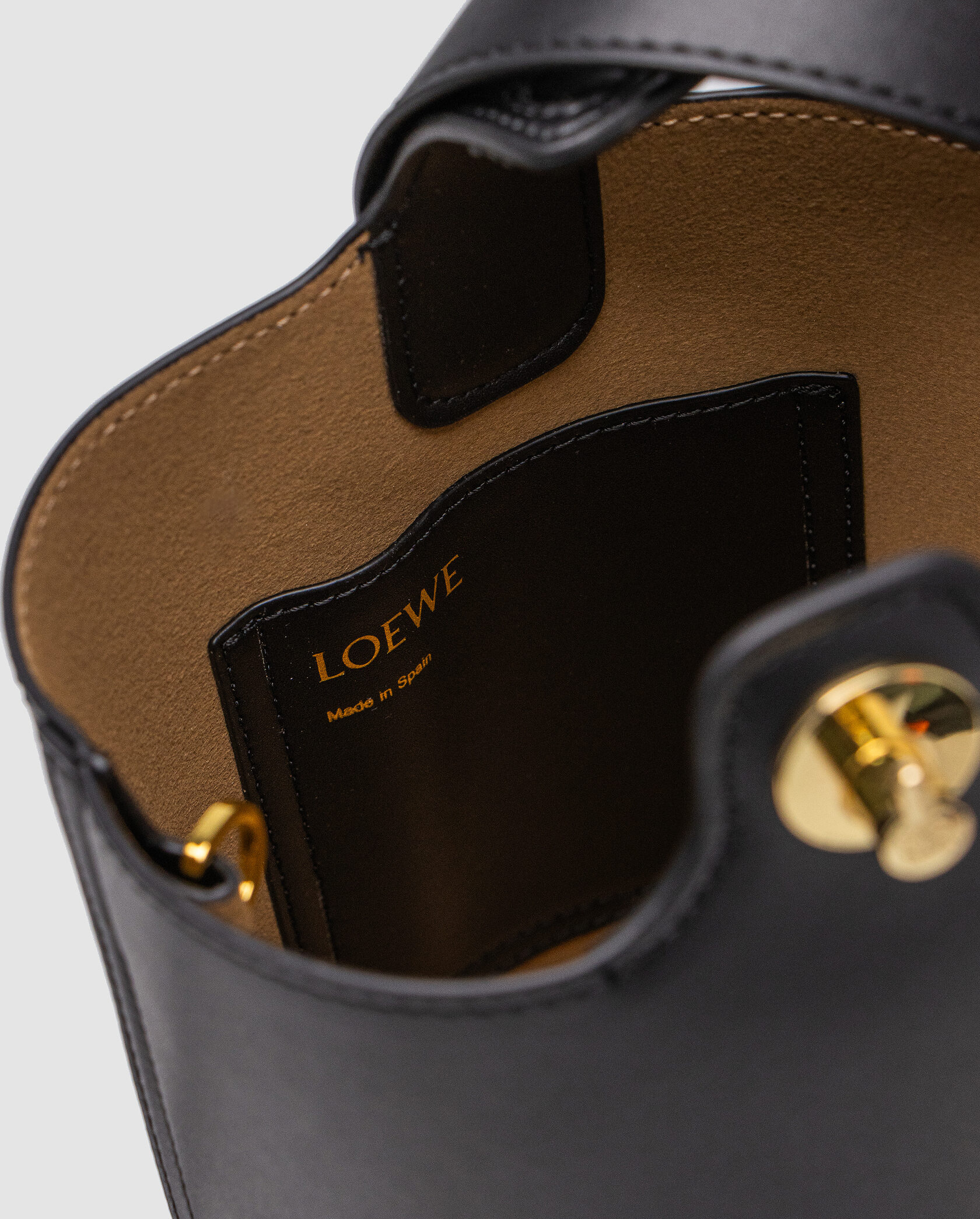 Loewe Mini Pebble Bucket Bag in Smooth Calfskin Black - 13