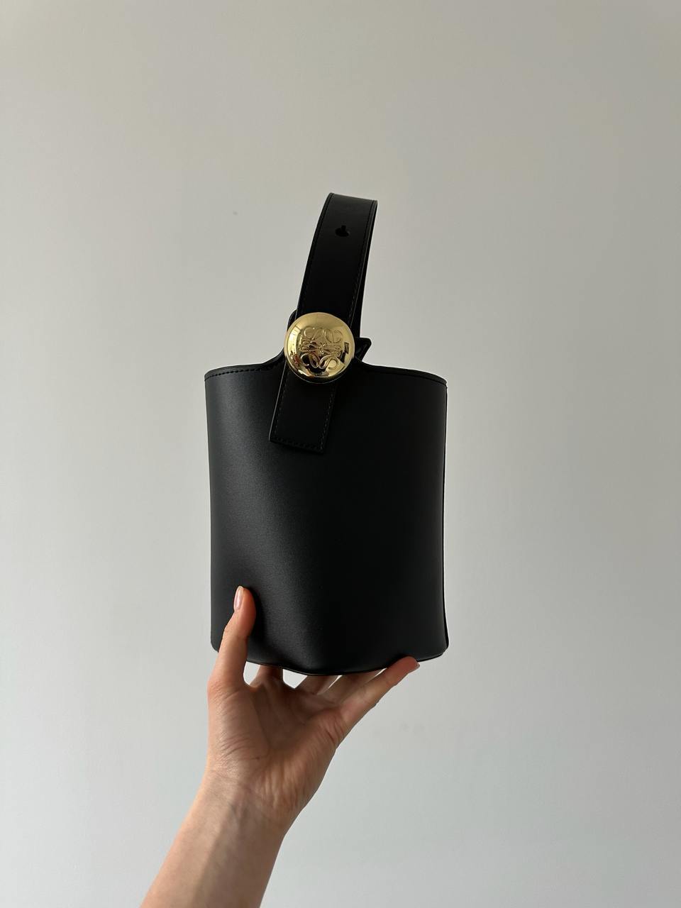 Loewe Mini Pebble Bucket Bag in Smooth Calfskin Black - 4