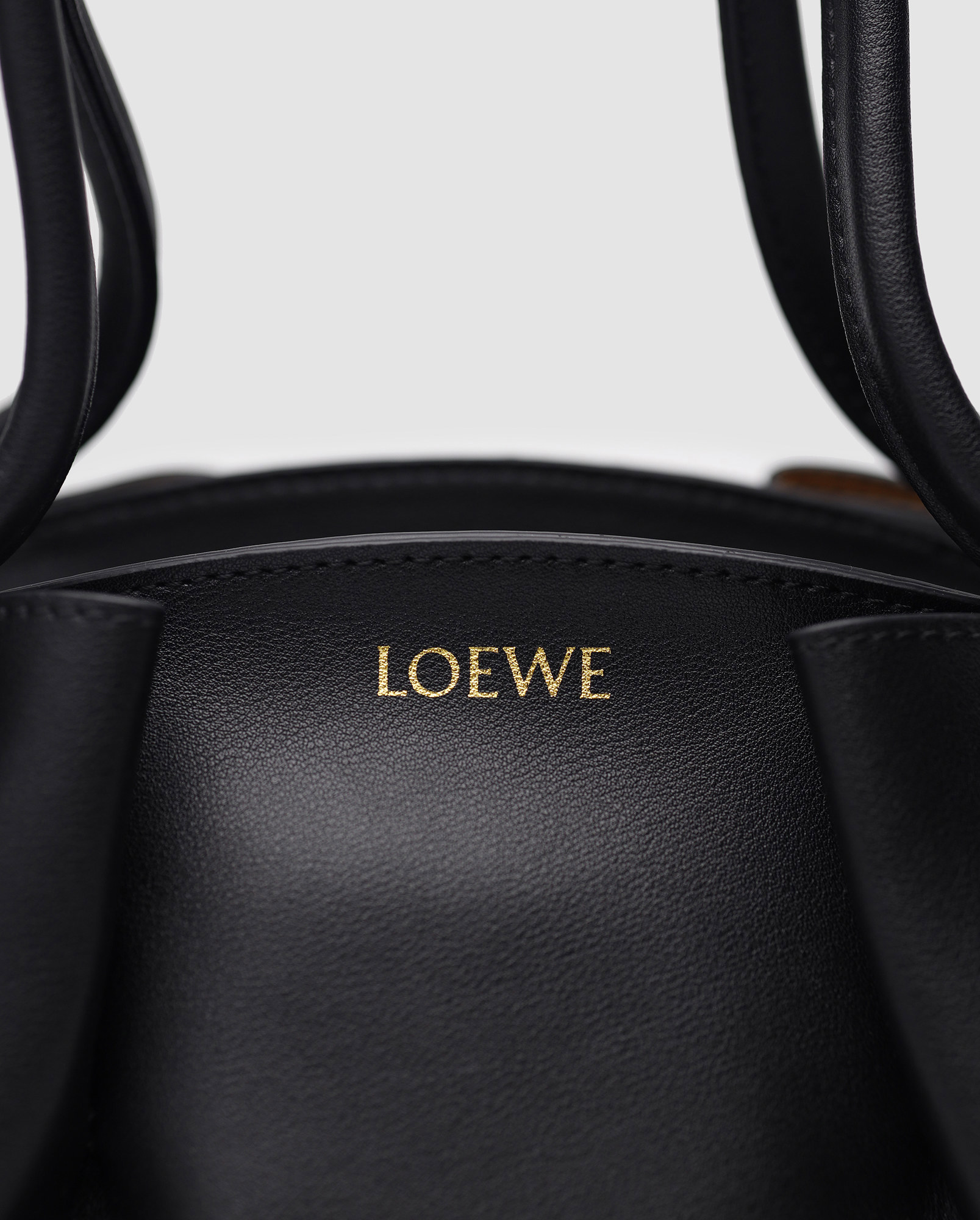 Loewe Paseo Medium Bag Black - 11