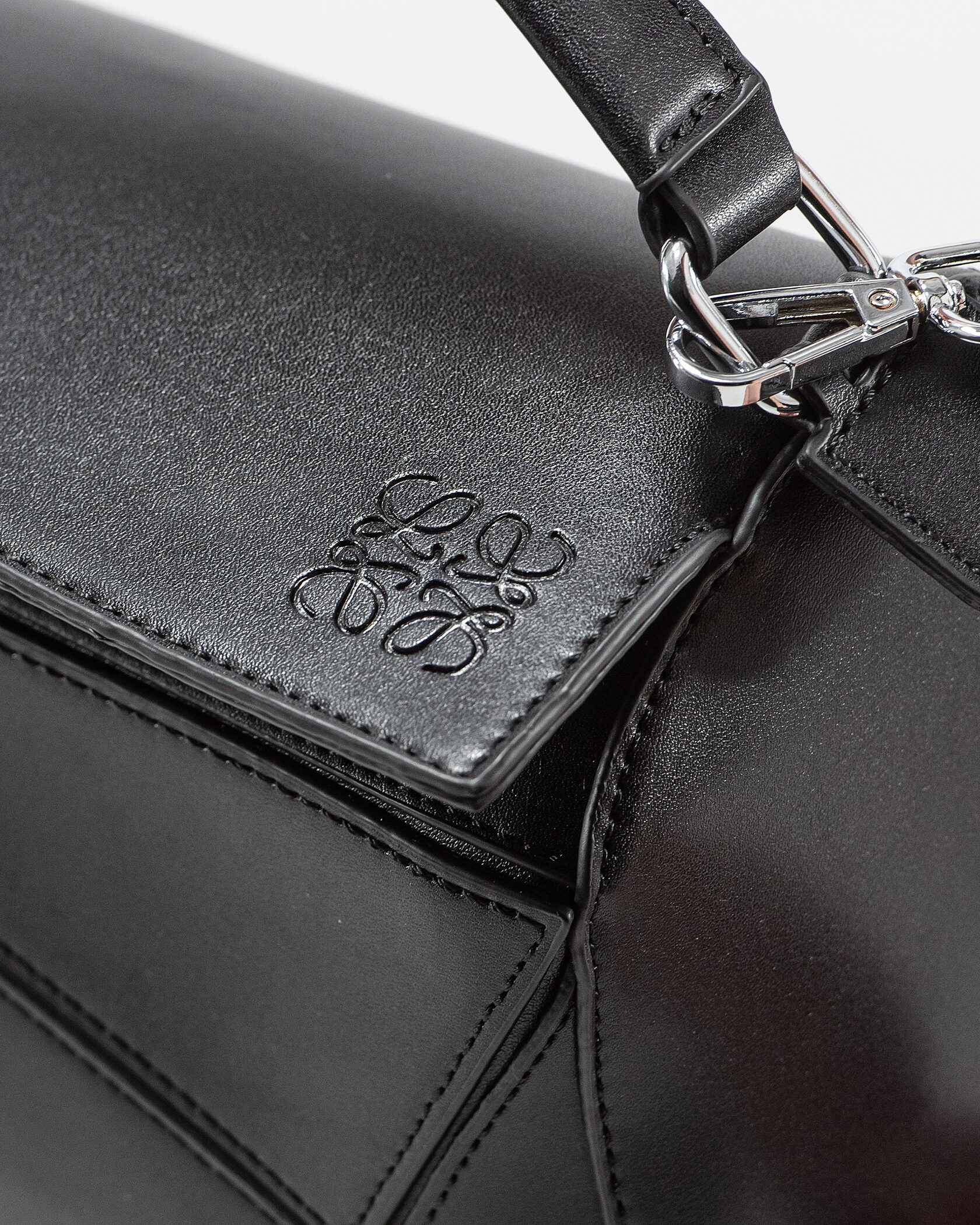 Loewe Paula's Ibiza Puzzle Bag In Classic Calfskin Black - 6