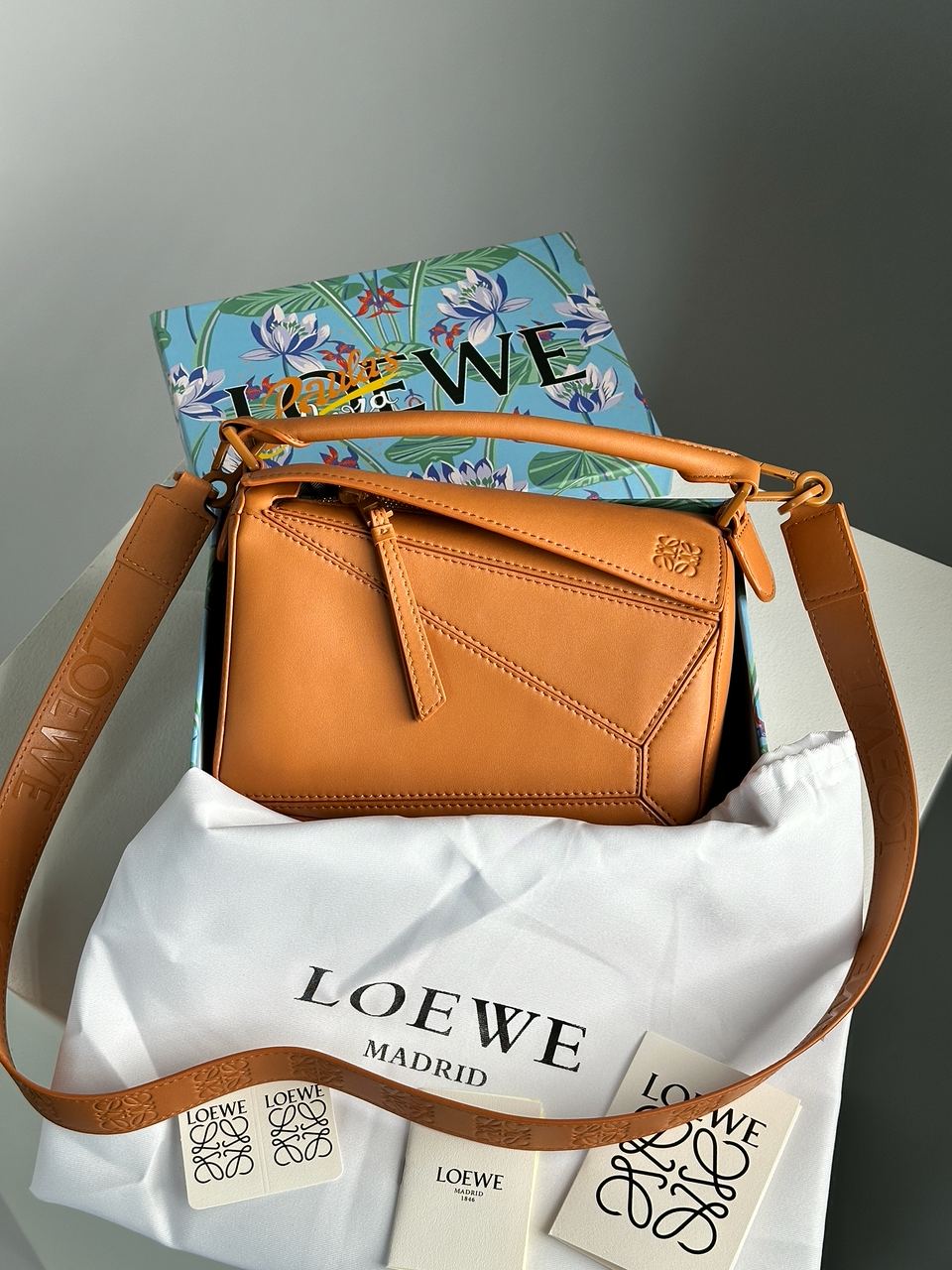 Loewe Paula's Ibiza Puzzle Bag In Classic Calfskin Ginger - 2