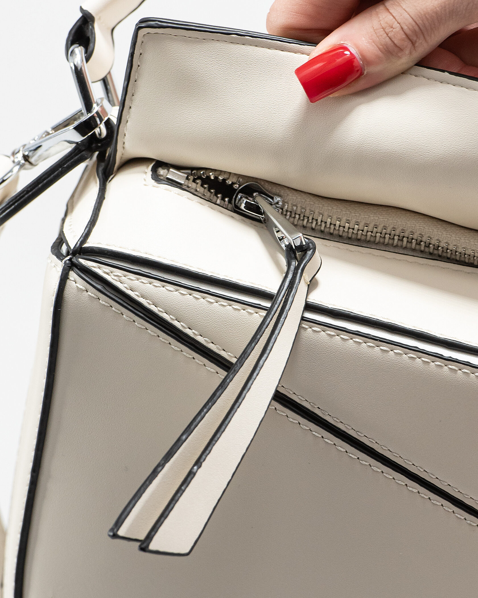 Loewe Paula's Ibiza Puzzle Bag In Classic Calfskin White - 13