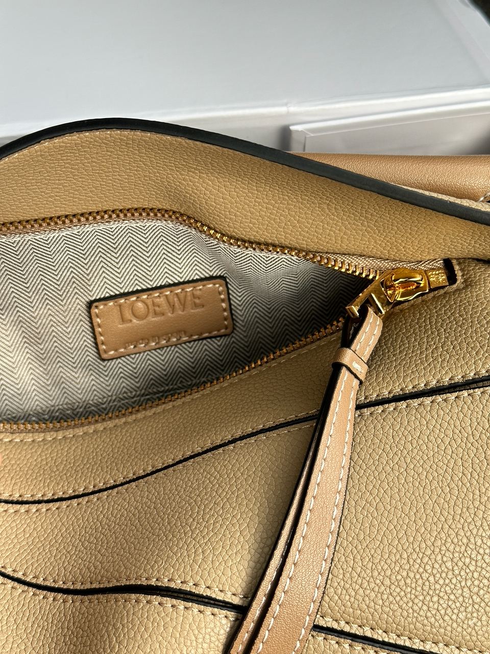 Loewe Small Puzzle Bag in Classic Calfskin Beige - 26