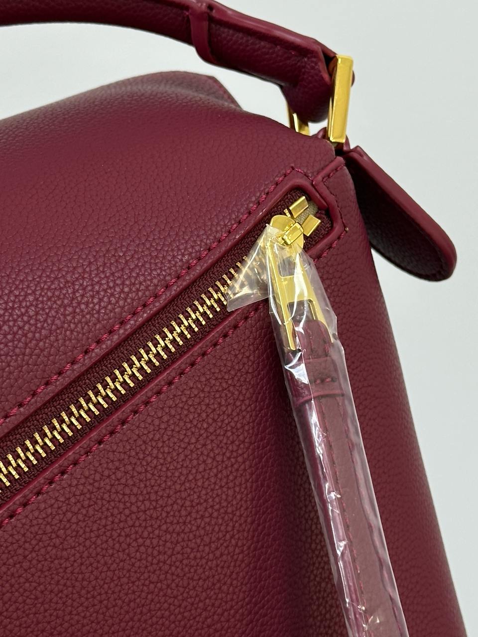 Loewe Small Puzzle Bag In Classic Calfskin Burgundy - 12
