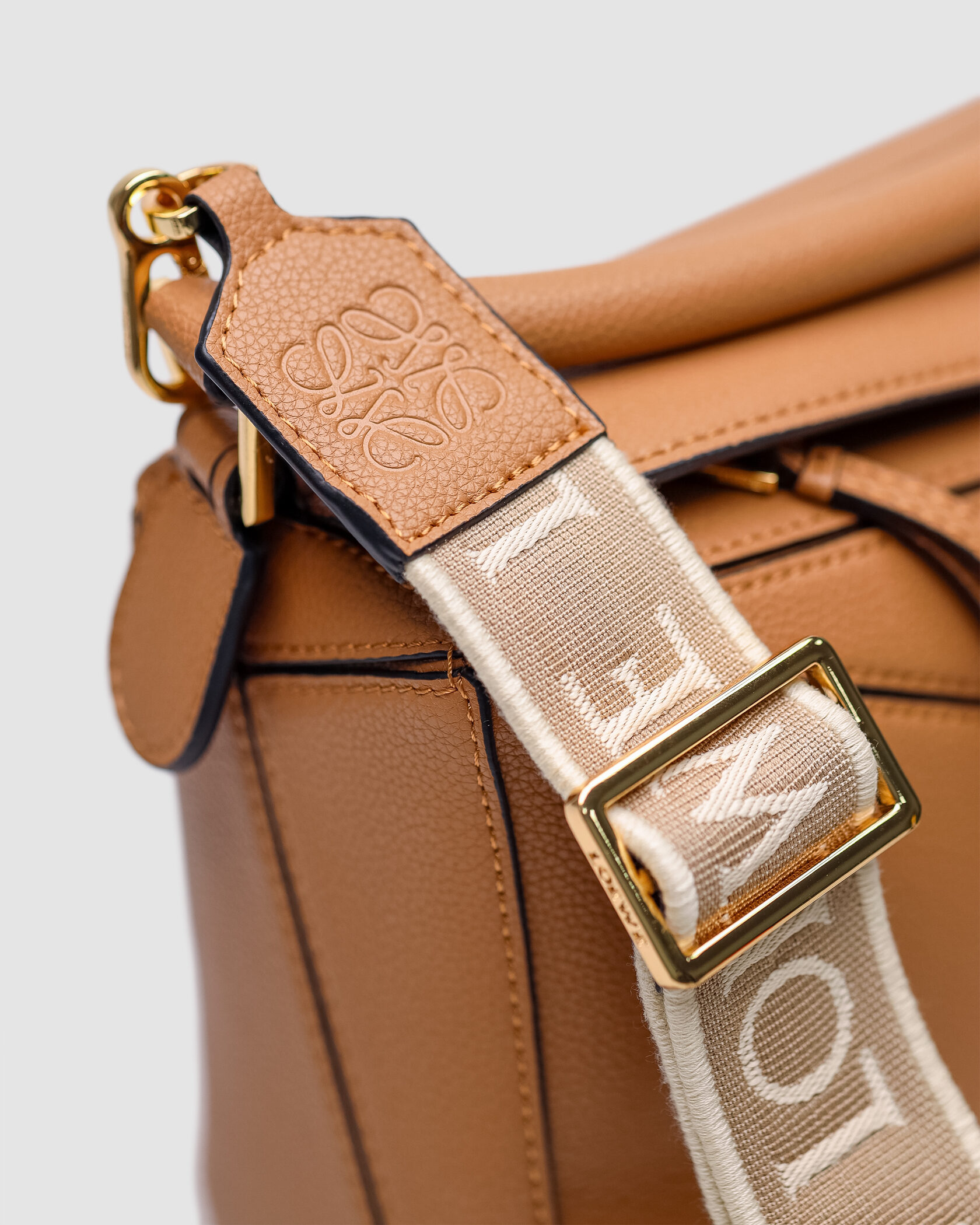 Loewe Small Puzzle Bag in Classic Calfskin Caramel - 12