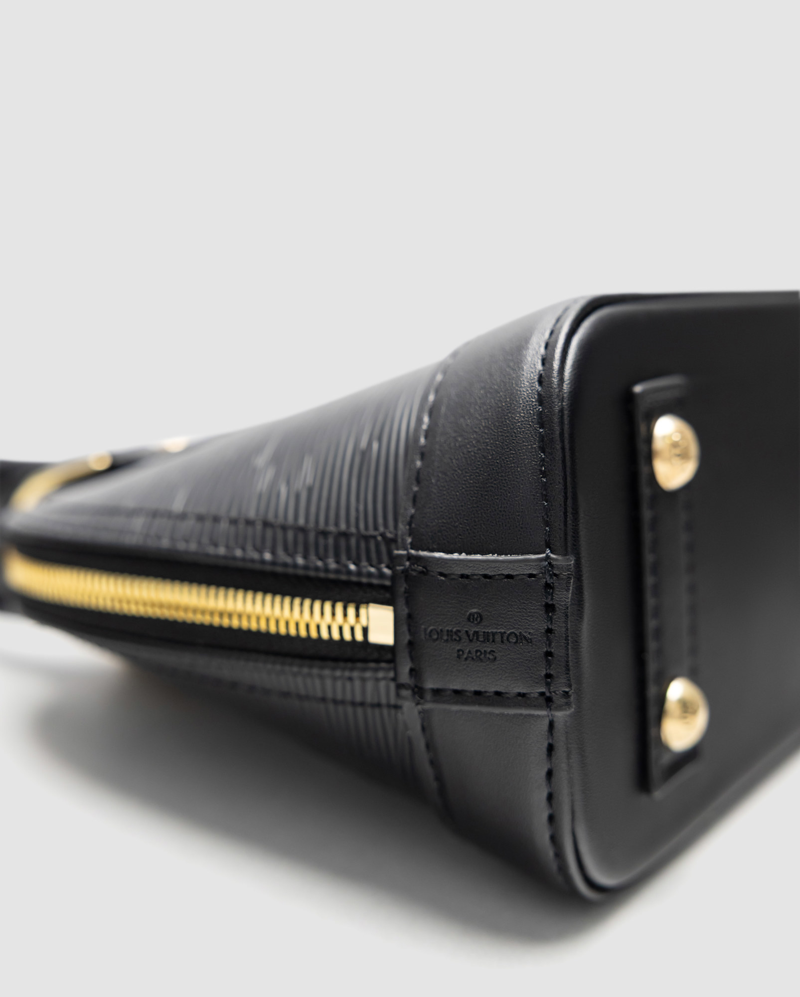 Louis Vuitton Alma Mini Epi Leather Black - 5