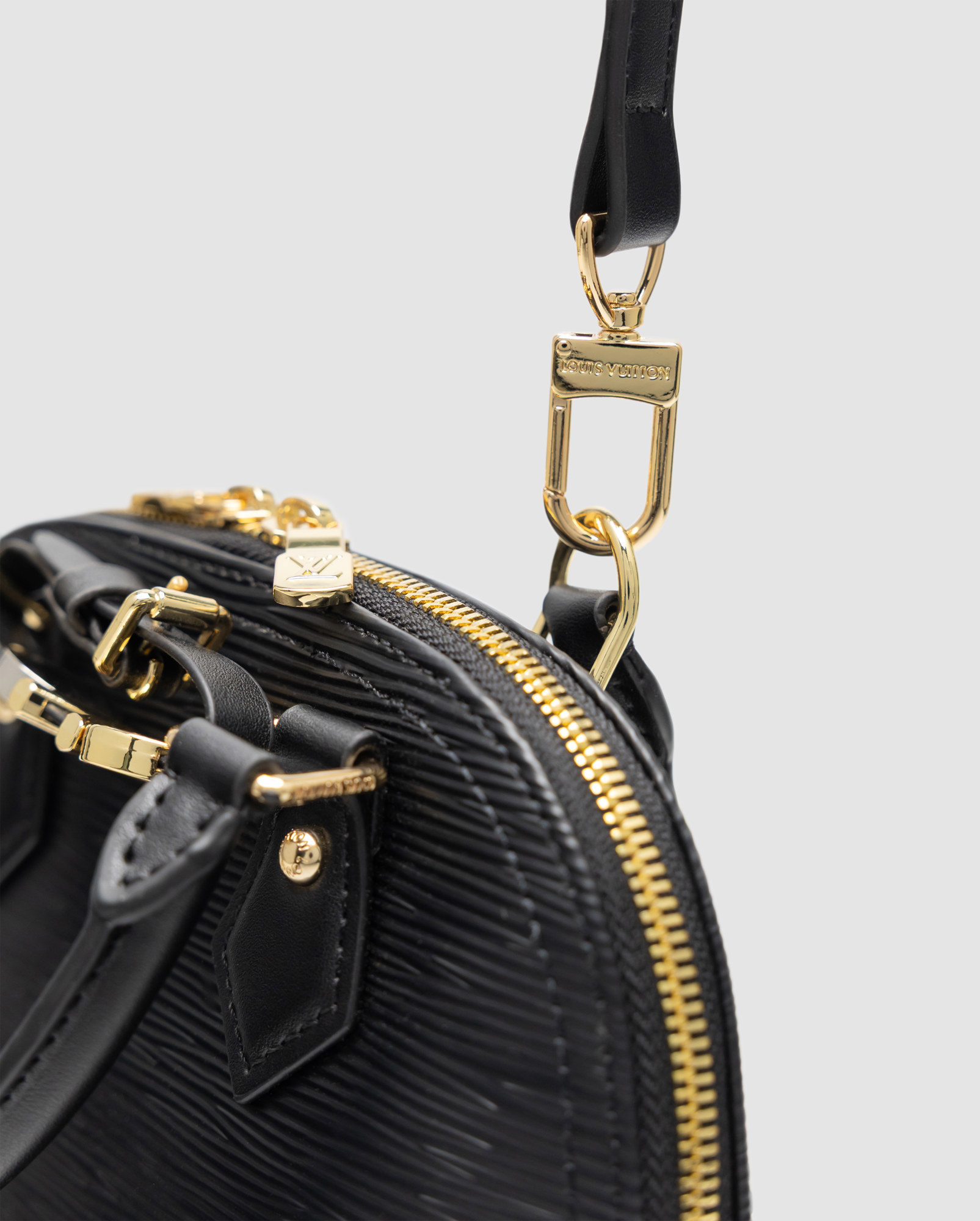 Louis Vuitton Alma Mini Epi Leather Black - 3