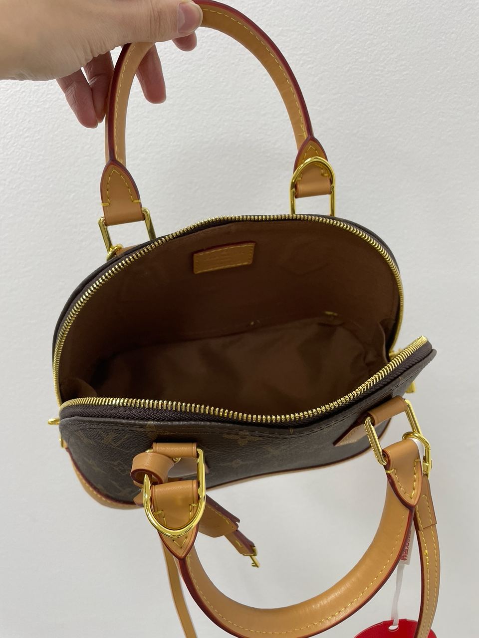 Louis Vuitton Alma Monogram Canvas - 11