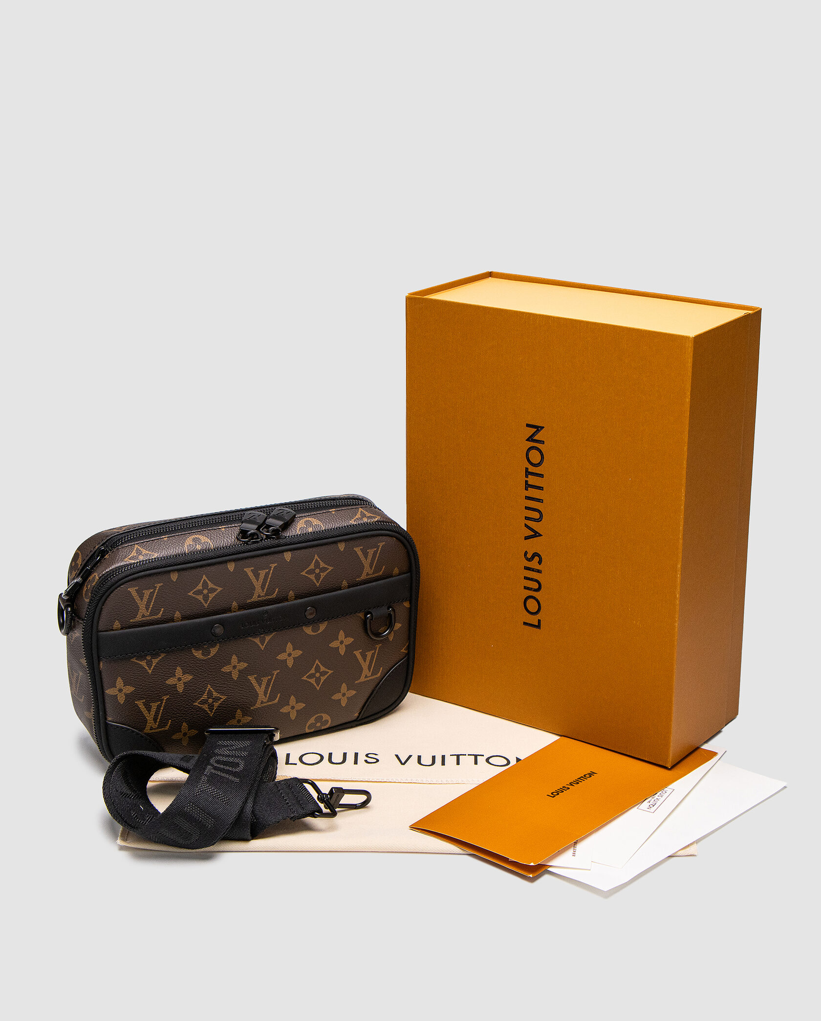 Louis Vuitton Alpha Wearable Wallet Brown/Black - 2