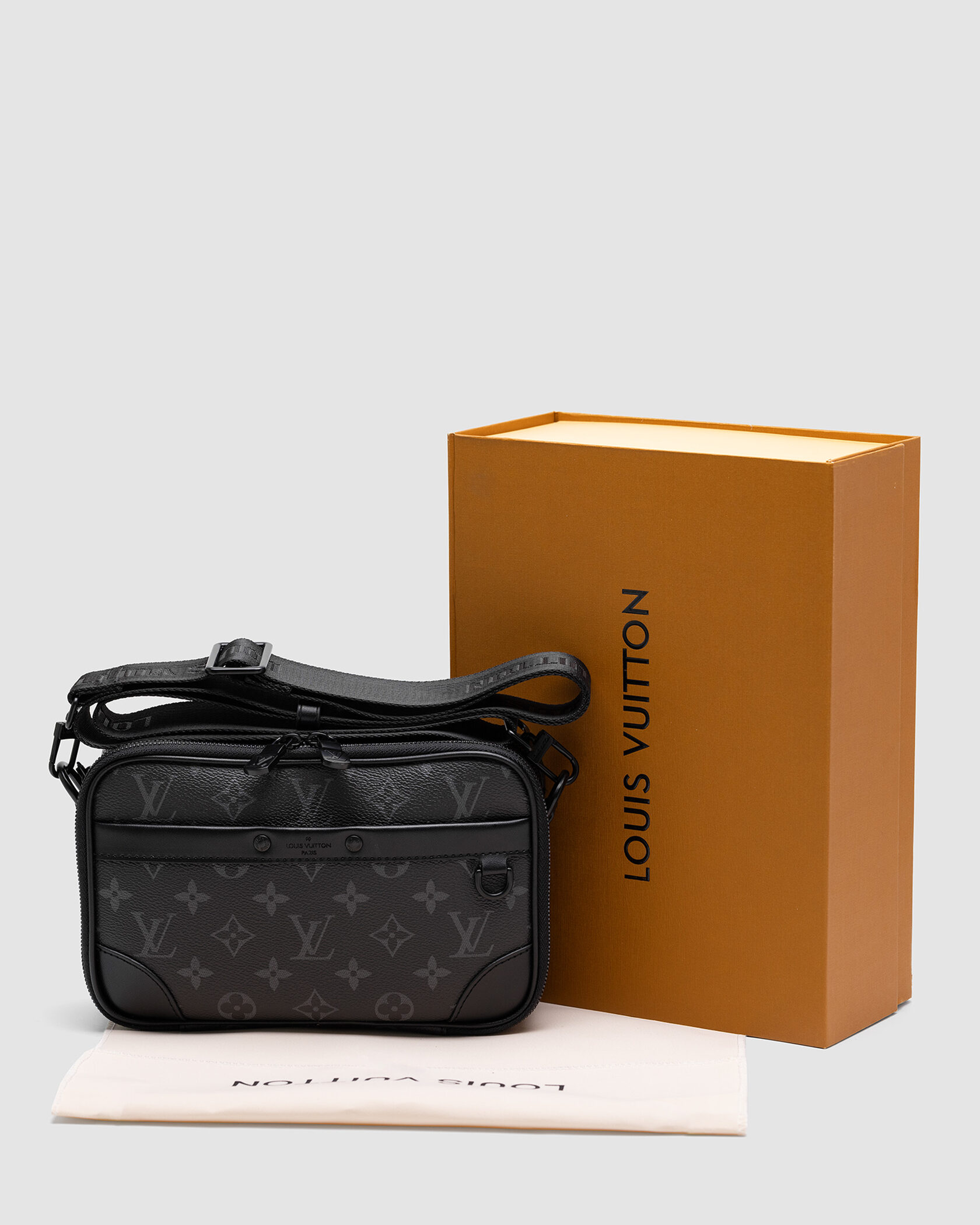 Louis Vuitton Alpha Wearable Wallet Grey Black - 2