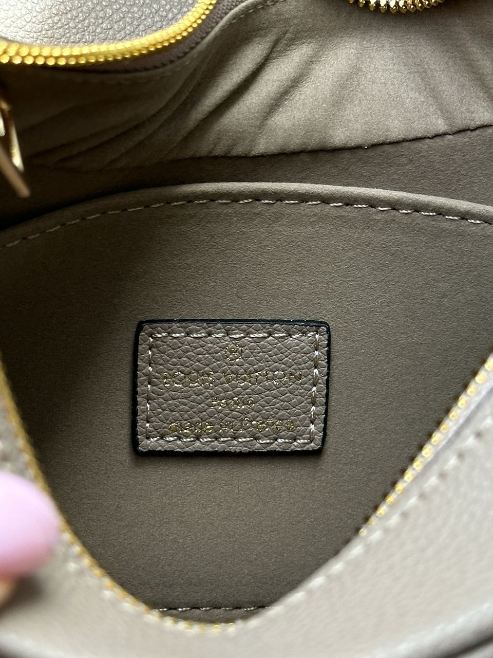 Louis Vuitton Bagatelle Bag Tourterelle / Creme - 4