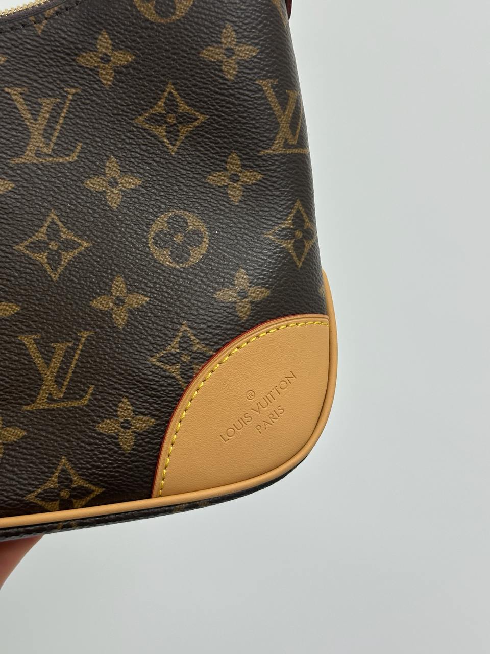 Louis Vuitton Boulogne Monogram Canvas - 6