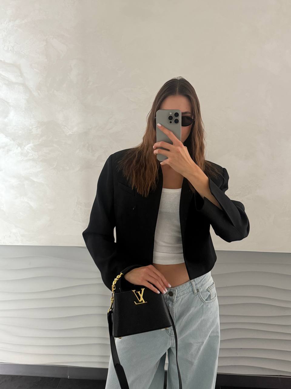 Louis Vuitton Capucines BB Black/Gold - 3