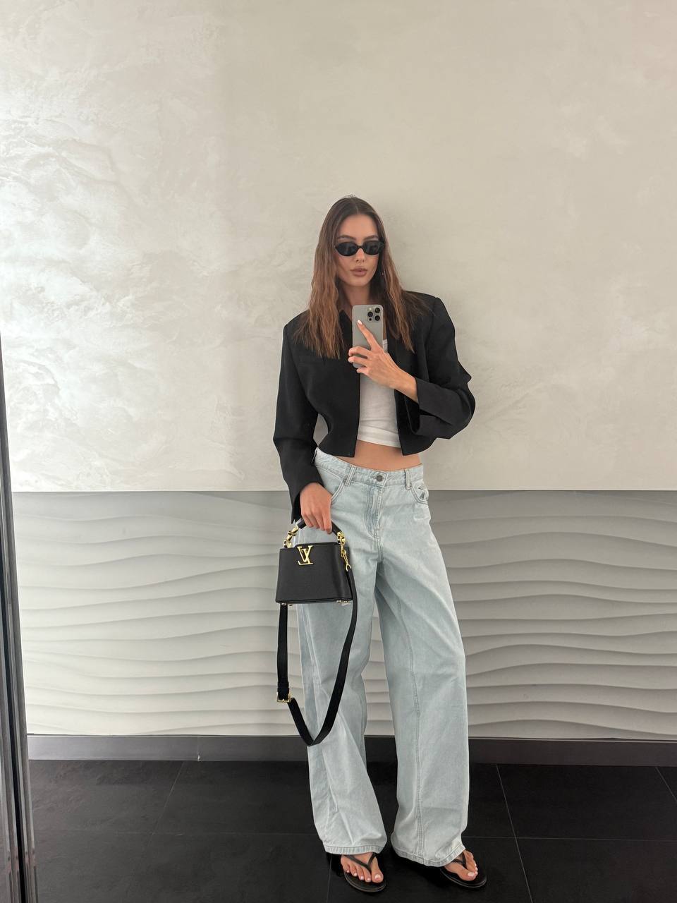 Louis Vuitton Capucines BB Black/Gold - 4