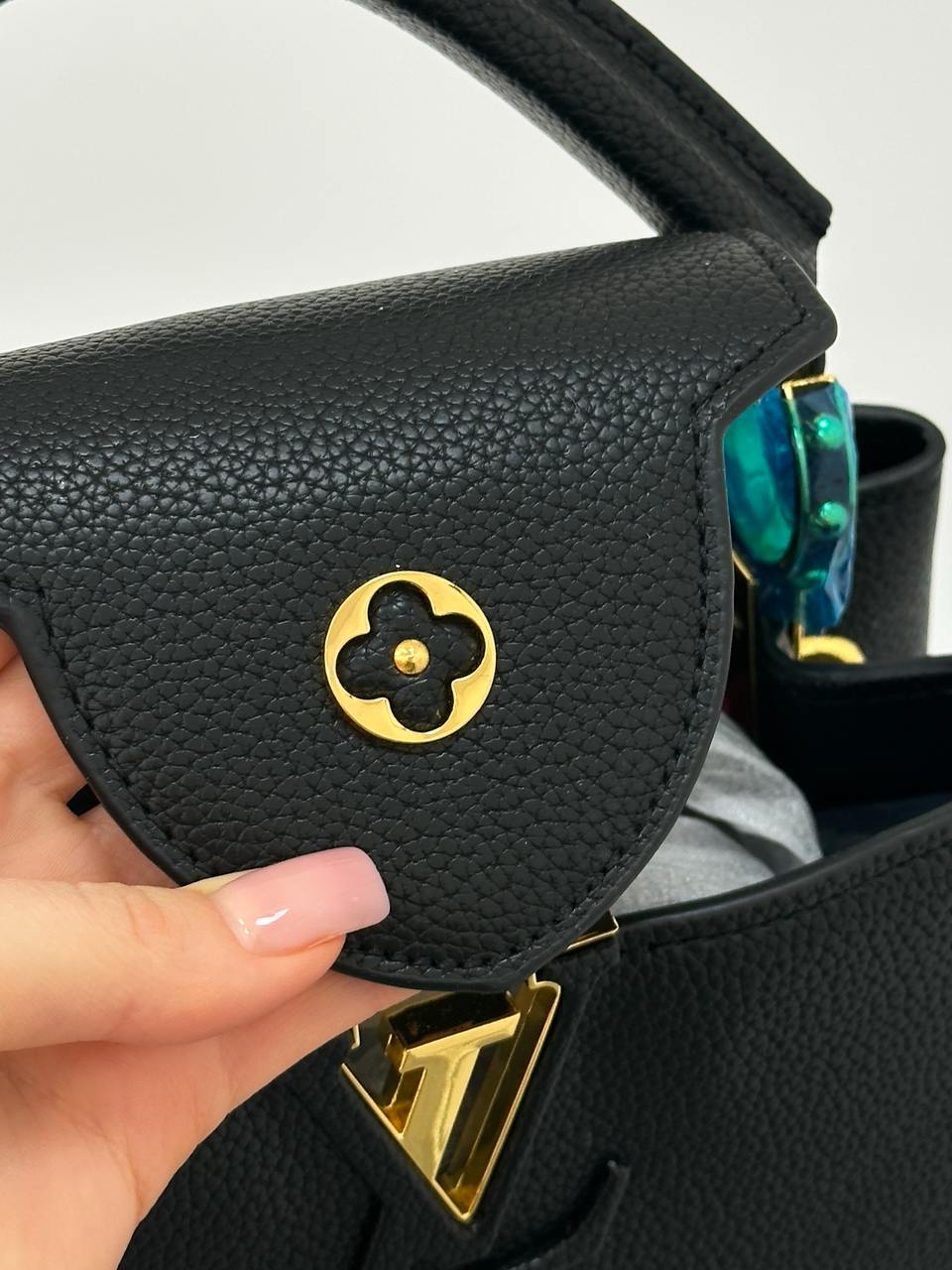 Louis Vuitton Capucines BB Black/Gold - 7