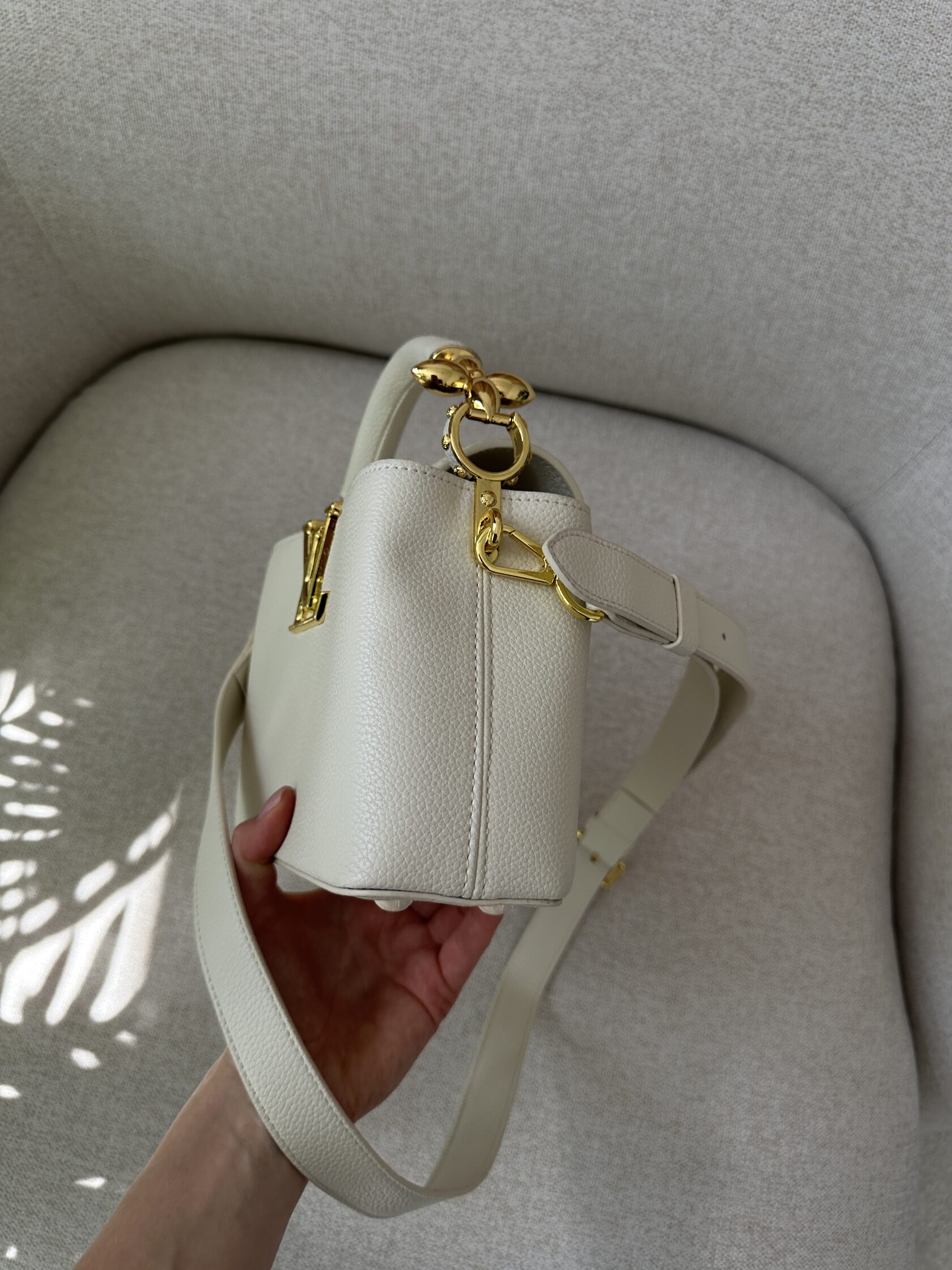 Louis Vuitton Capucines Mini White/Gold - 15