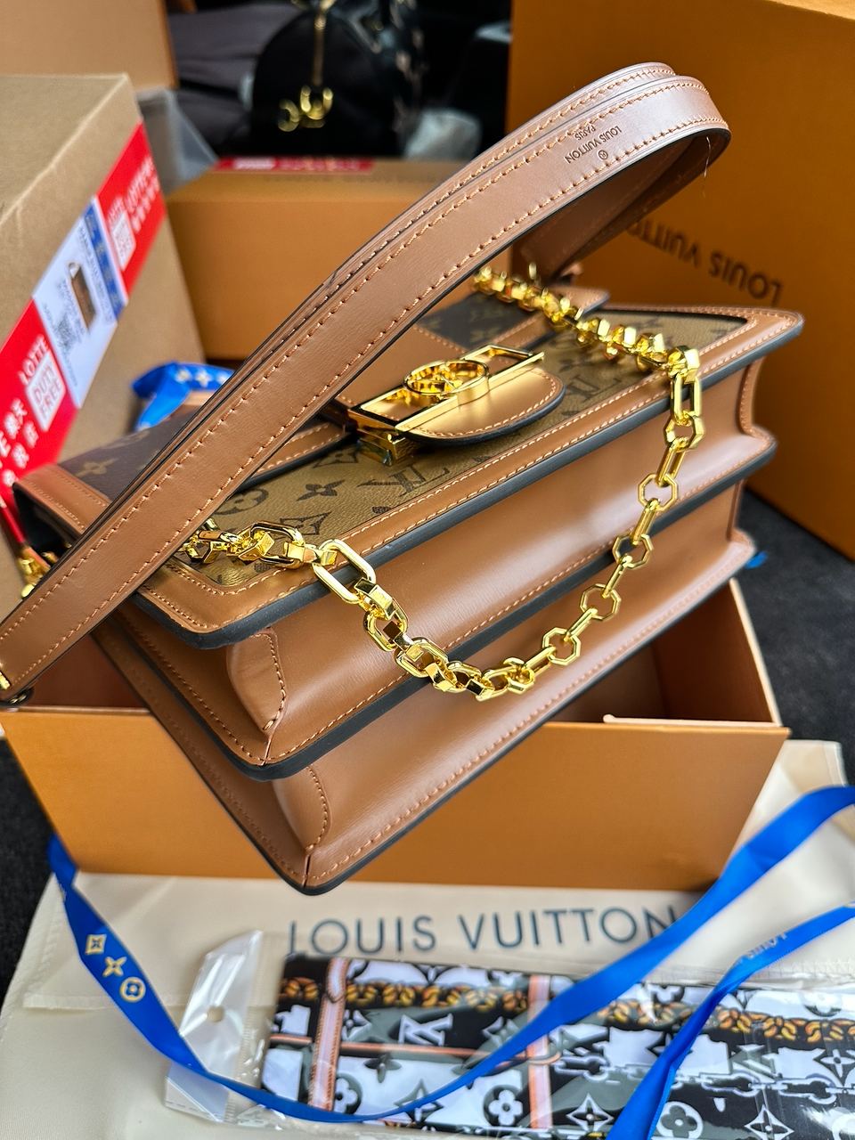 Louis Vuitton Dauphine MM Bag - 11