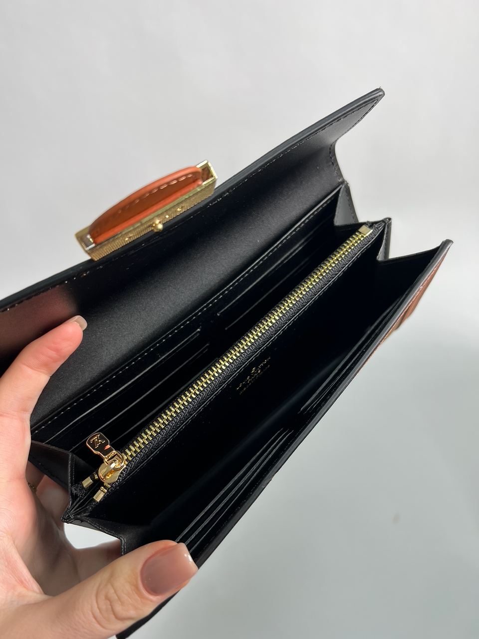 Louis Vuitton Dauphine Wallet Brown - 14