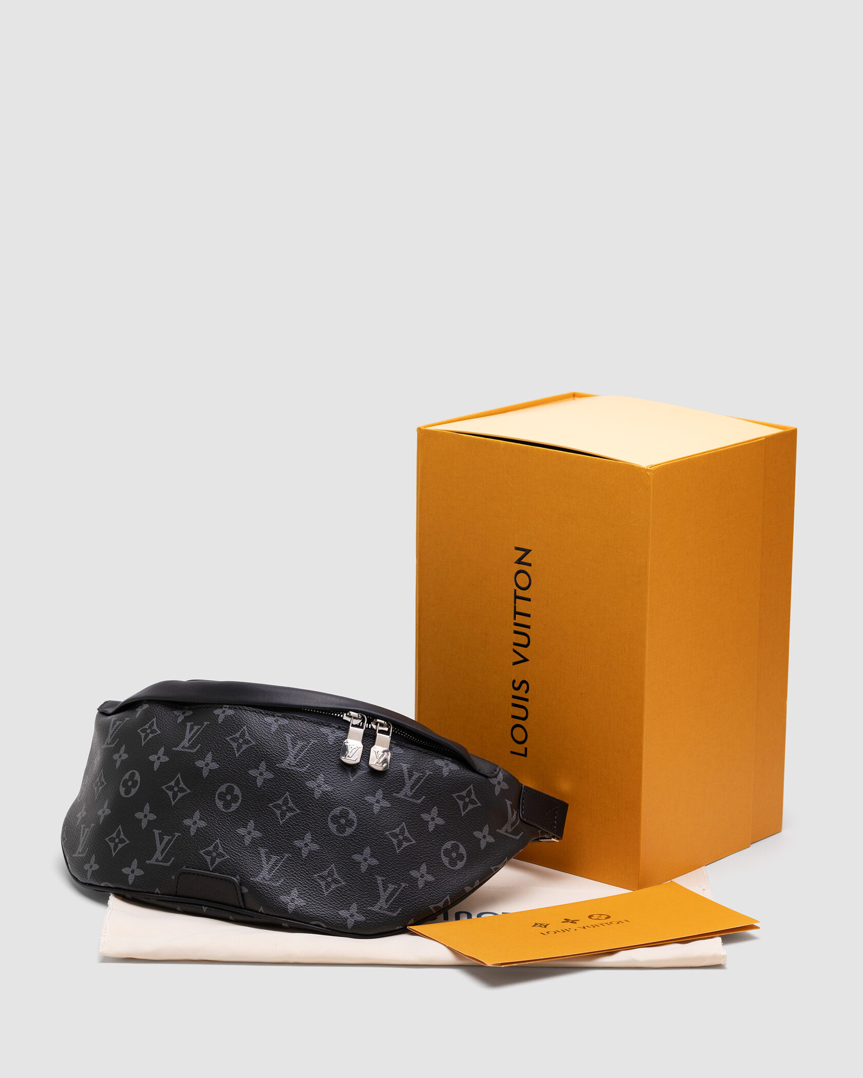 Louis Vuitton Discovery PM Bumbag Grey Canvas - 2