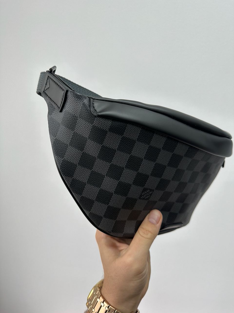 Louis Vuitton Discovery PM Bumbag Grey Chess Canvas - 7