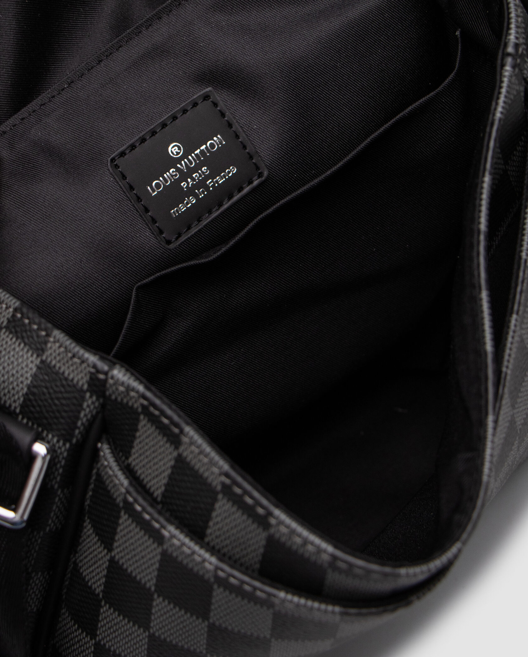 Louis Vuitton District PM Damier Graphite Canvas Grey - 12