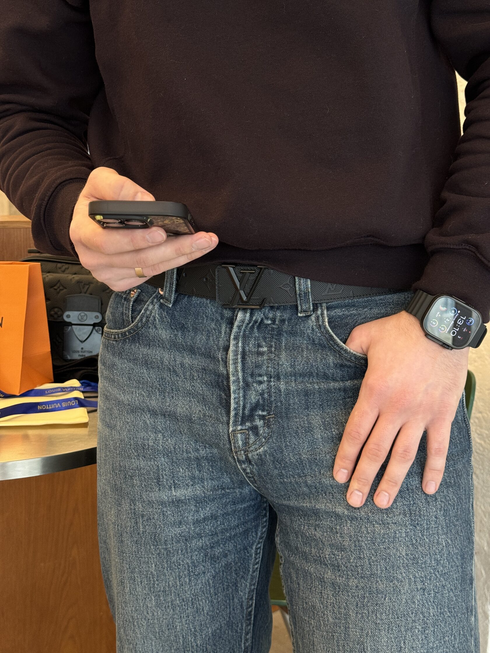 Louis Vuitton Leather Belt 40 mm Embossing Black/Black - 5