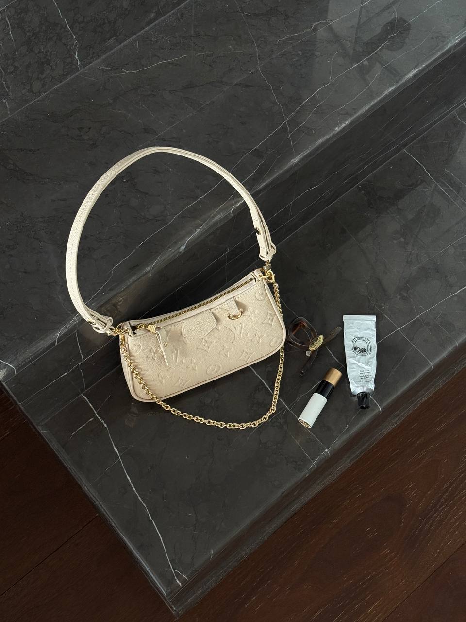Louis Vuitton Mini Pochette Beige/Gold - 7