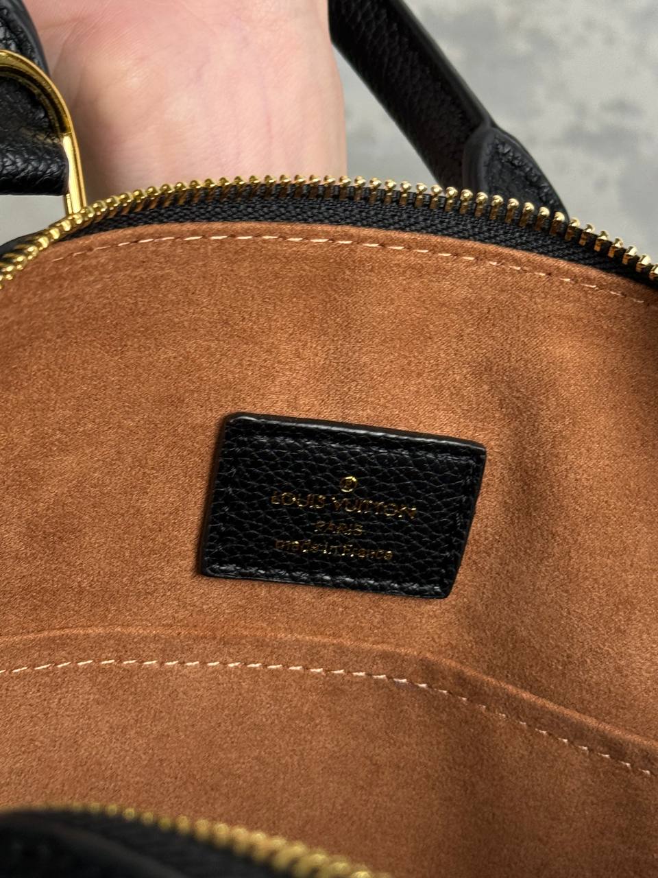 Louis Vuitton Néo Alma BB Bag - 17