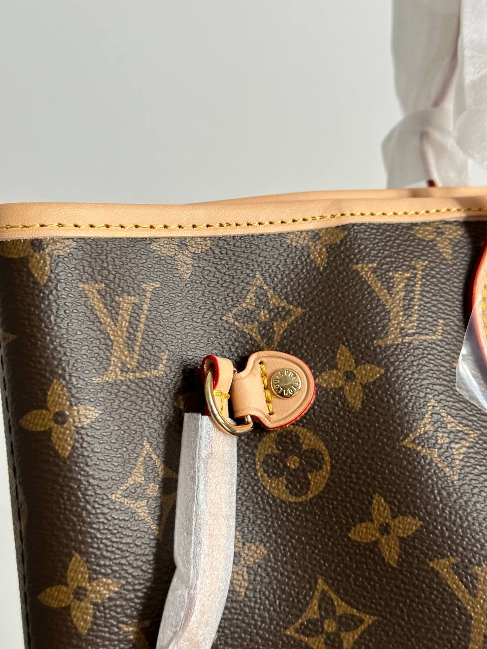 Louis Vuitton Neverfull MM Monogram Canvas - 5