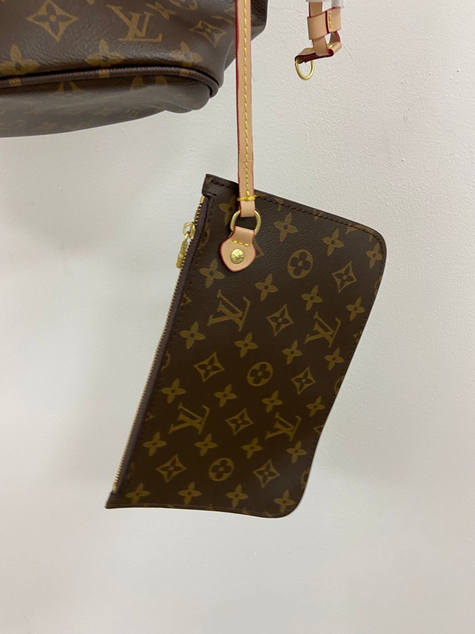 Louis Vuitton Neverfull MM Monogram Canvas - 9