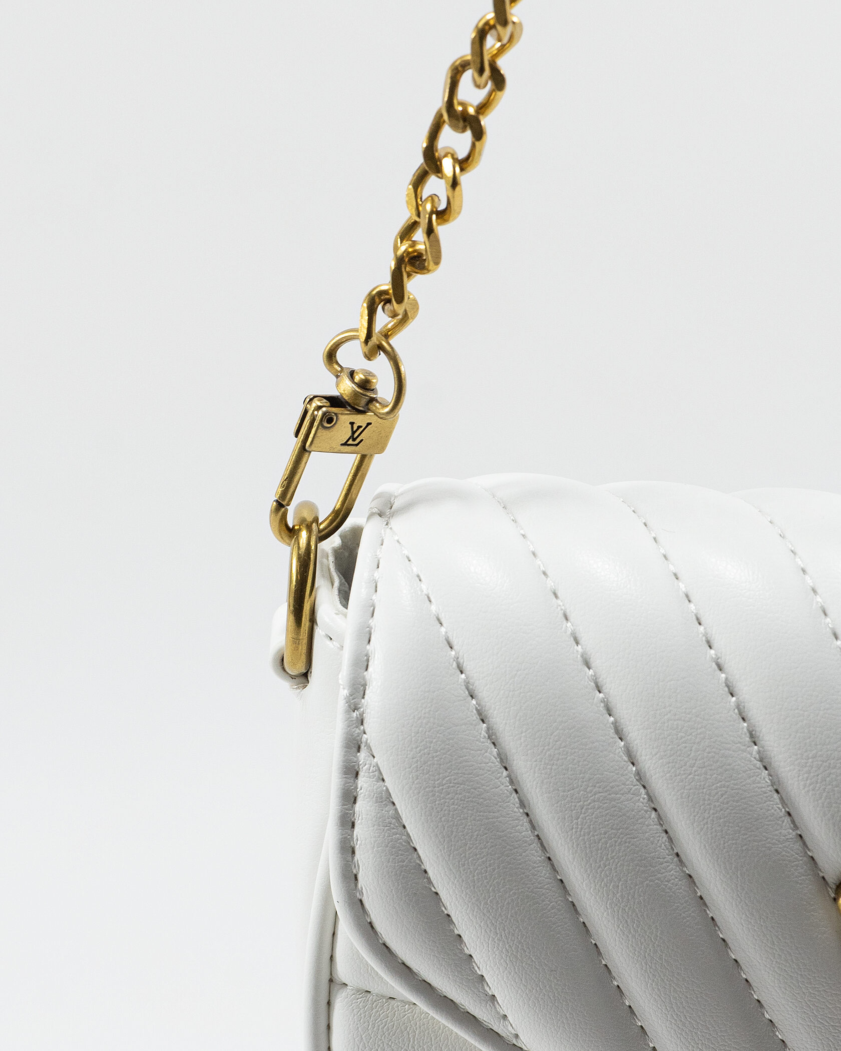 Louis Vuitton New Wave Multi Pochette Bag White/Gold - 9