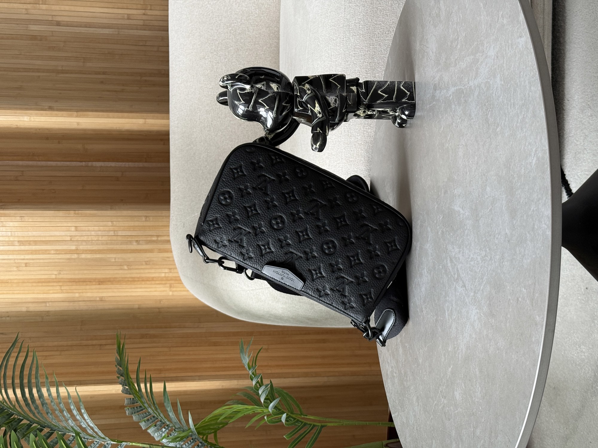 Louis Vuitton Pochette Accessoire XL Monogram Embossed Leather - 16