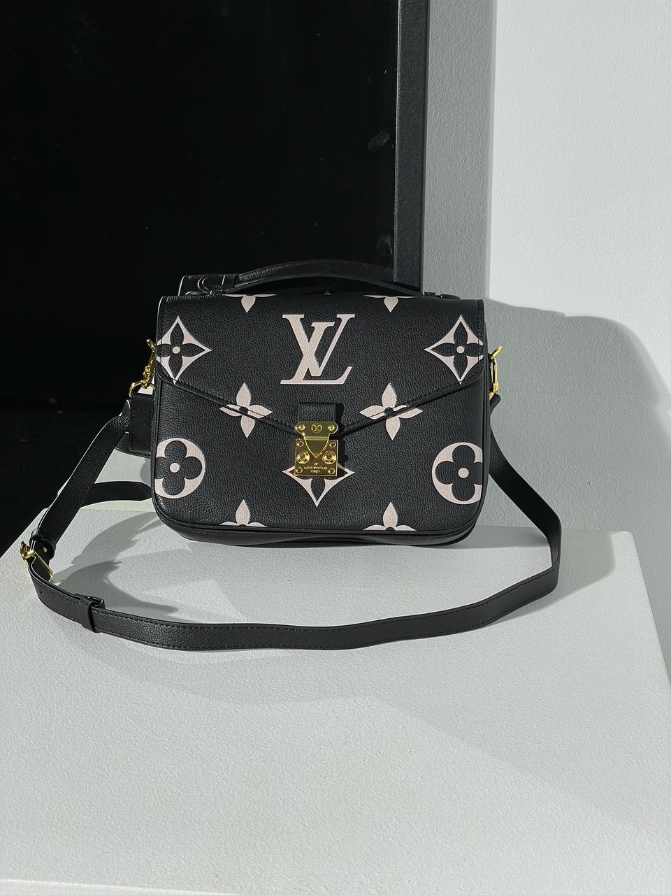 Louis Vuitton Pochette M?tis Black &amp; Beige Monogram Empreinte Giant - 4