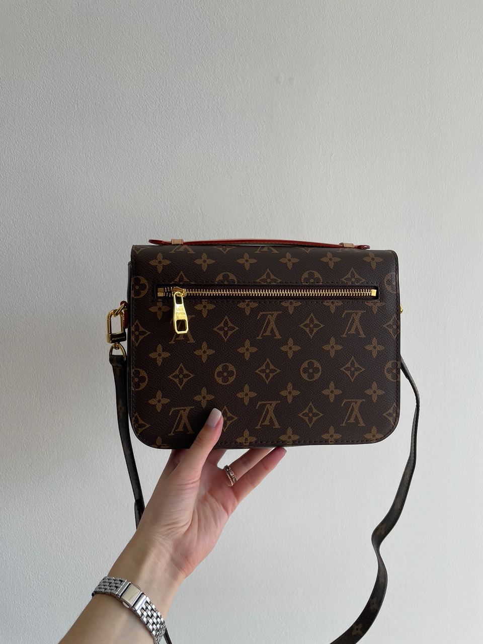 Louis Vuitton Pochette M?tis Brown Monogram Coated Canvas Gold Hardware - 23