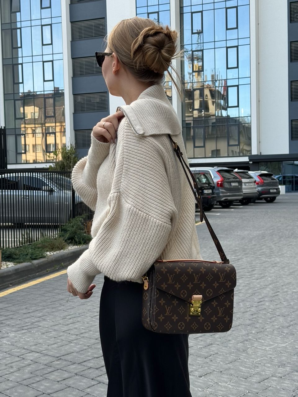 Louis Vuitton Pochette M?tis Brown Monogram Coated Canvas Gold Hardware - 8