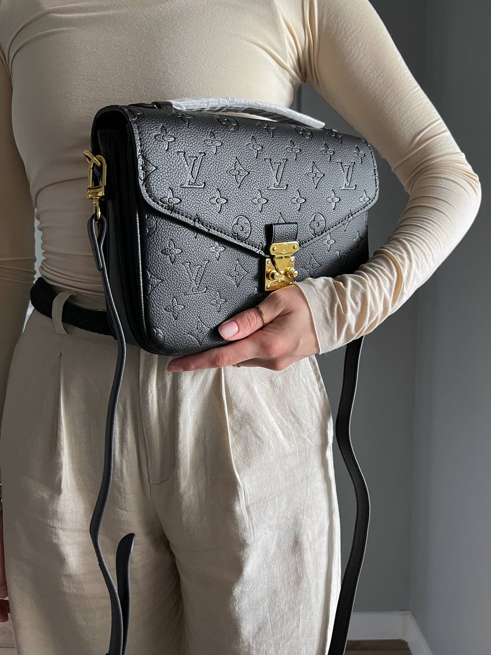 Louis Vuitton Pochette Metis Black Monogram Empreinte Leather - 11