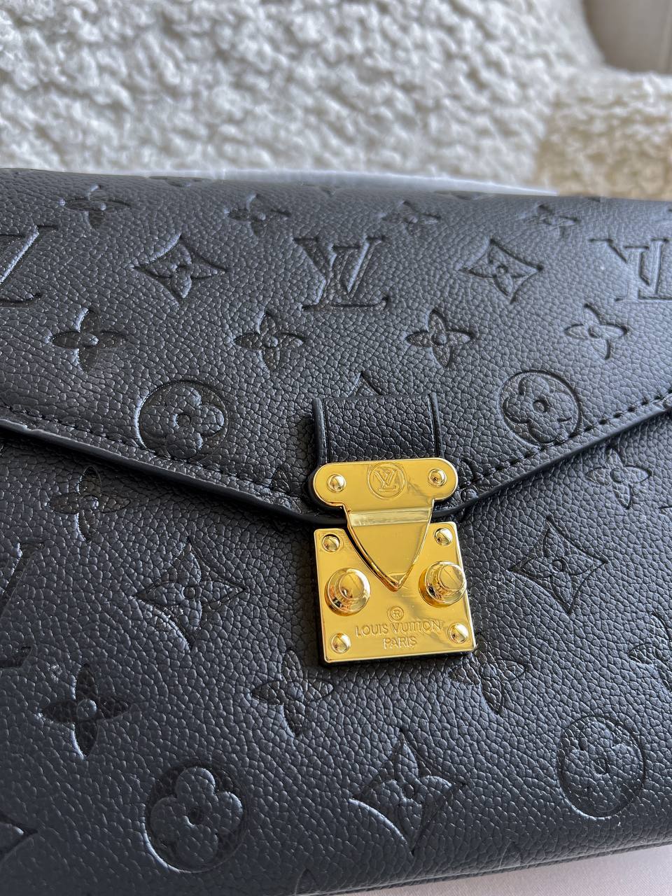 Louis Vuitton Pochette Metis Black Monogram Empreinte Leather - 13