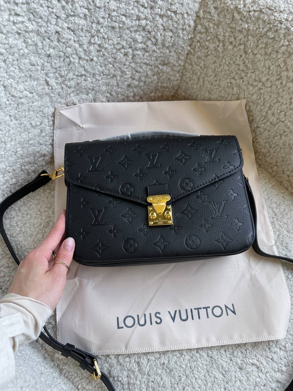 Louis Vuitton Pochette Metis Black Monogram Empreinte Leather - 2