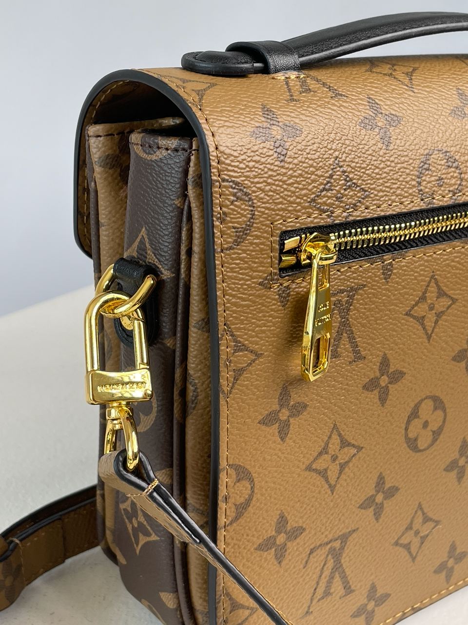 Louis Vuitton Pochette Metis Shoulder Bag Brown Leather Monogram Reverse Coated - 18