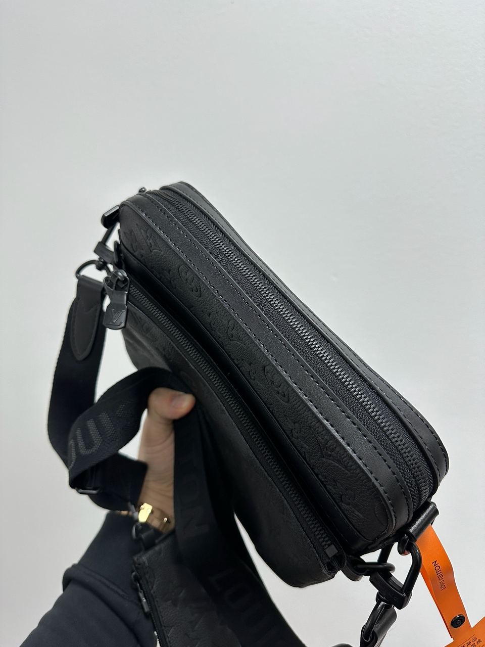 Louis Vuitton Trio Messenger Black Embossing Leather - 8