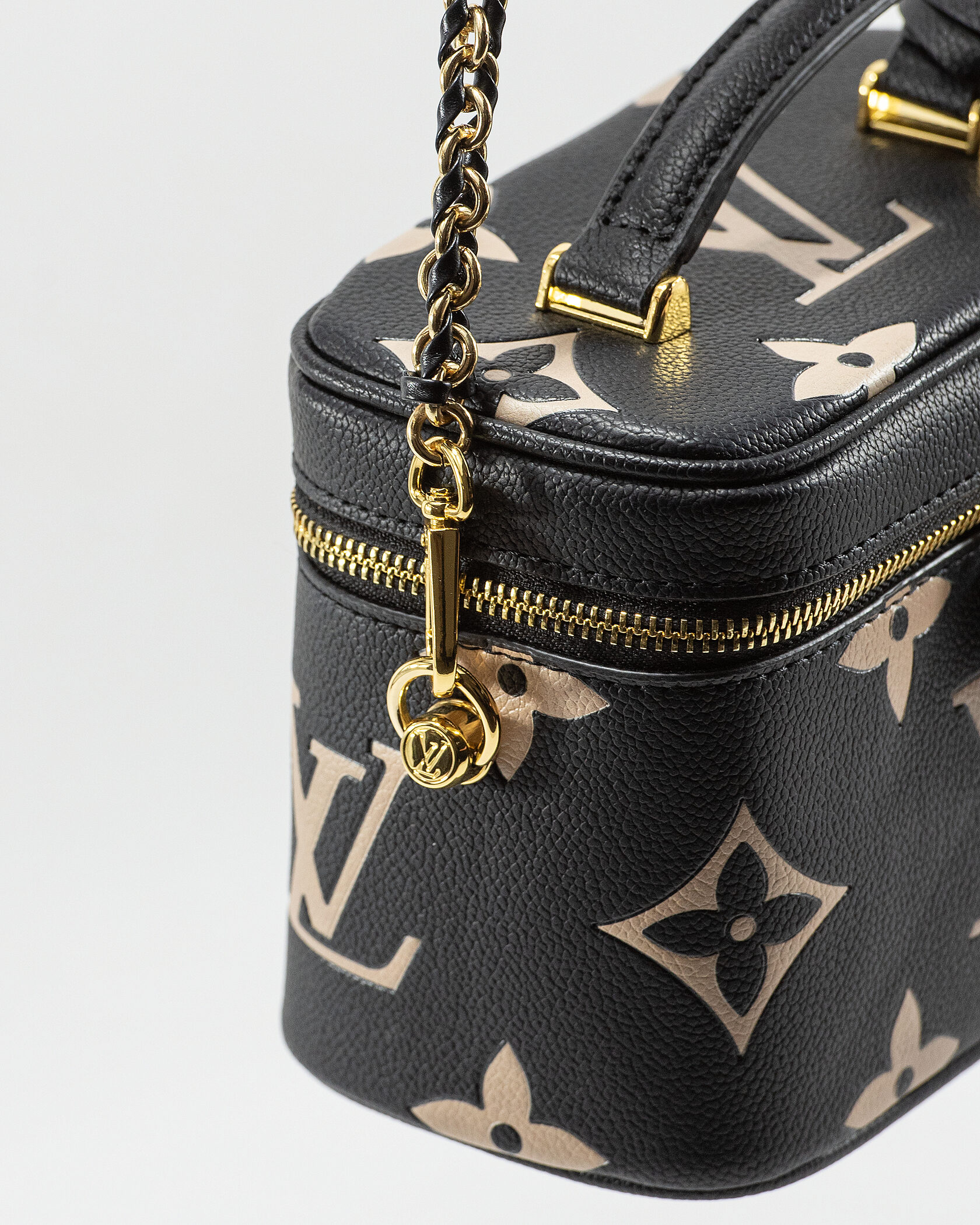 Louis Vuitton Vanity PM Bag Monogram Empreinte Leather Noir - 9